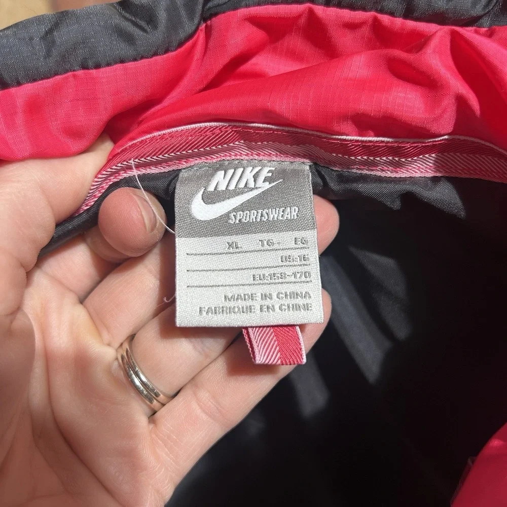 Nike Puffer Vest Youth Girls XL (16) Black & Pink‎ Thick Full Zip w/ Pockets